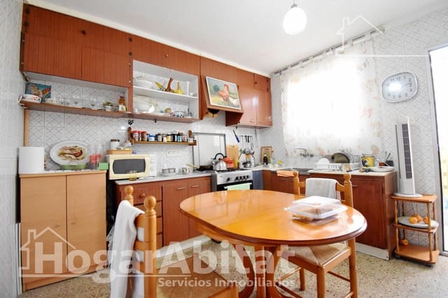 4 soveværelse Lejlighed til salg i Gandia - € 169.000 (Ref: 9843450)