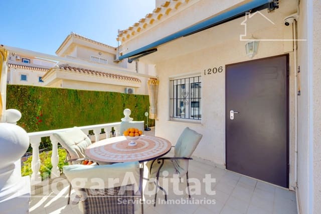3 Zimmer Villa zu verkaufen in La Zenia, Orihuela mit Pool Garage - 395.000 € (Ref: 9843453)