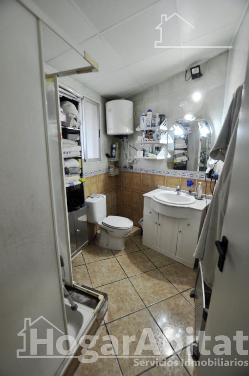 3 bedroom Villa for sale in Montserrat with garage - € 419,000 (Ref: 9843457)