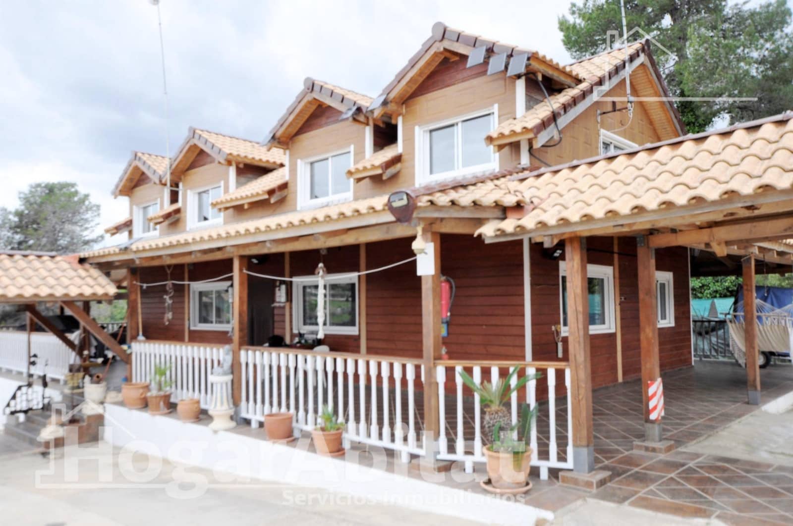 3 bedroom Villa for sale in Montserrat with garage - € 419,000 (Ref: 9843457)