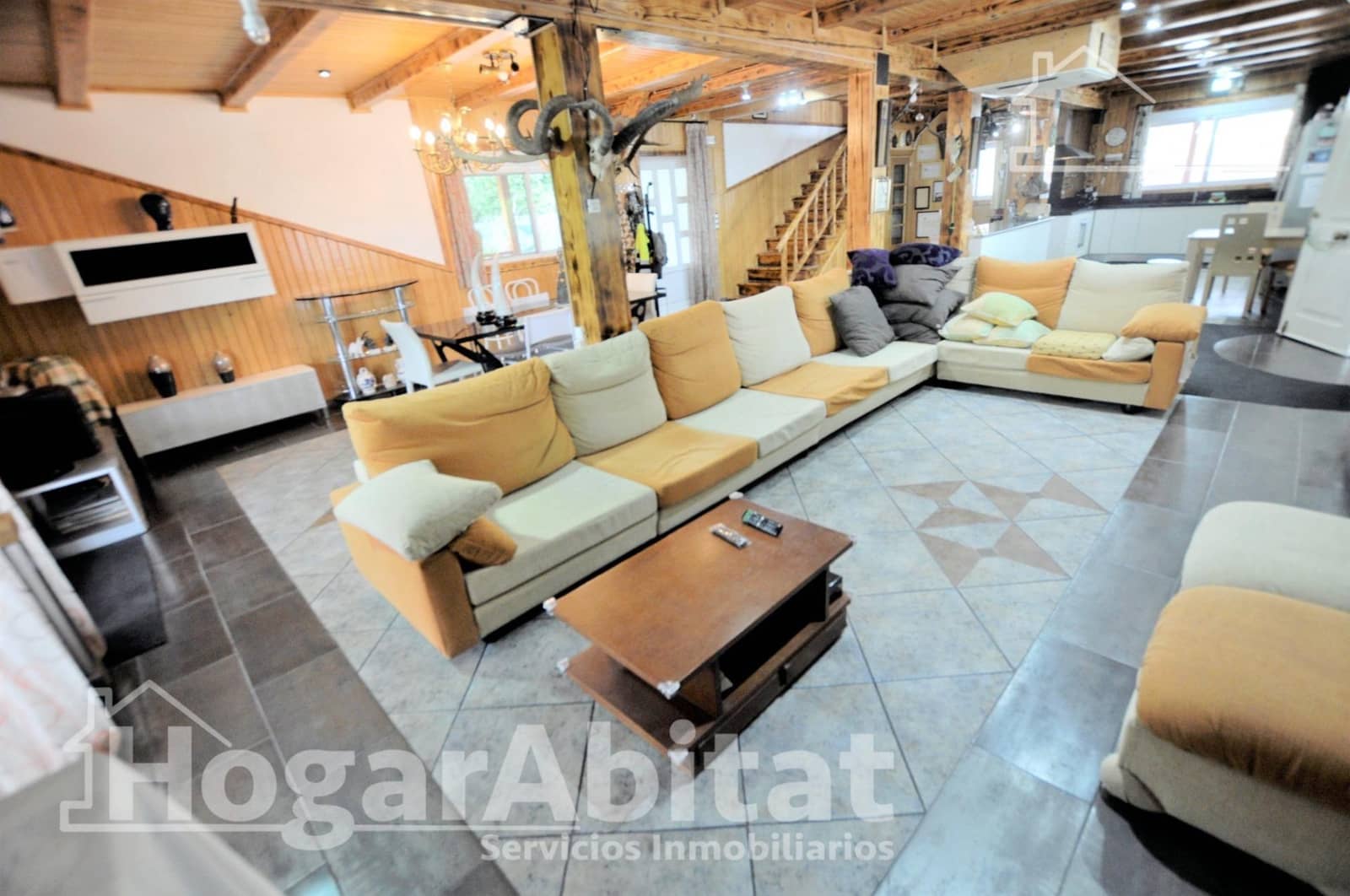 3 bedroom Villa for sale in Montserrat with garage - € 419,000 (Ref: 9843457)