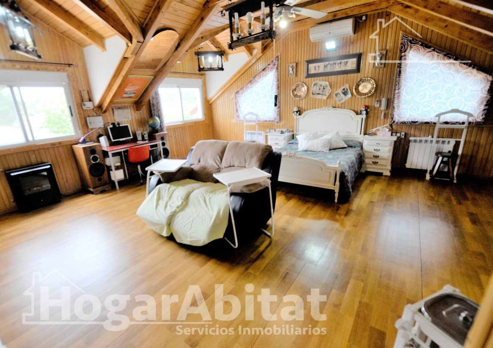 3 bedroom Villa for sale in Montserrat with garage - € 419,000 (Ref: 9843457)