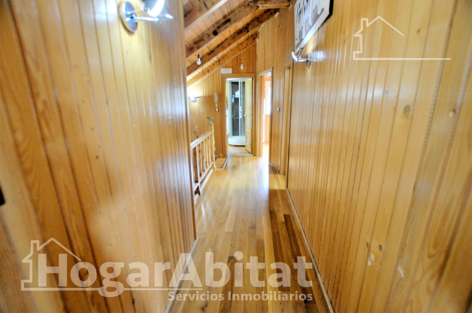 3 bedroom Villa for sale in Montserrat with garage - € 419,000 (Ref: 9843457)