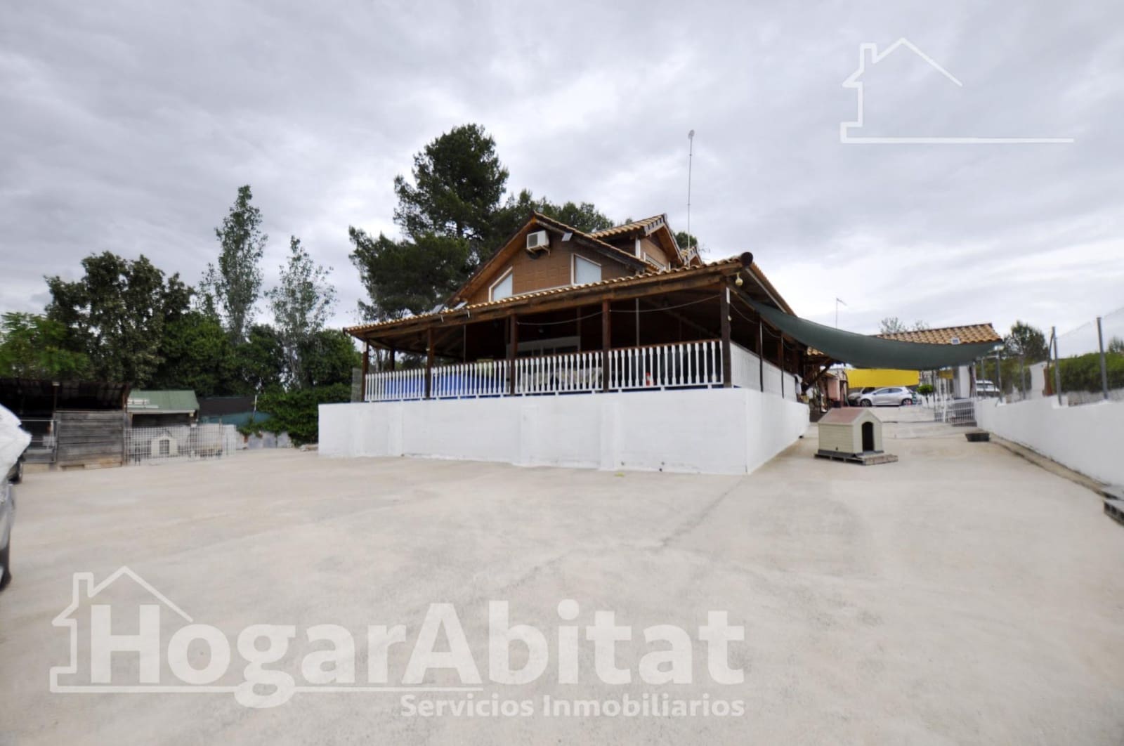 3 bedroom Villa for sale in Montserrat with garage - € 419,000 (Ref: 9843457)