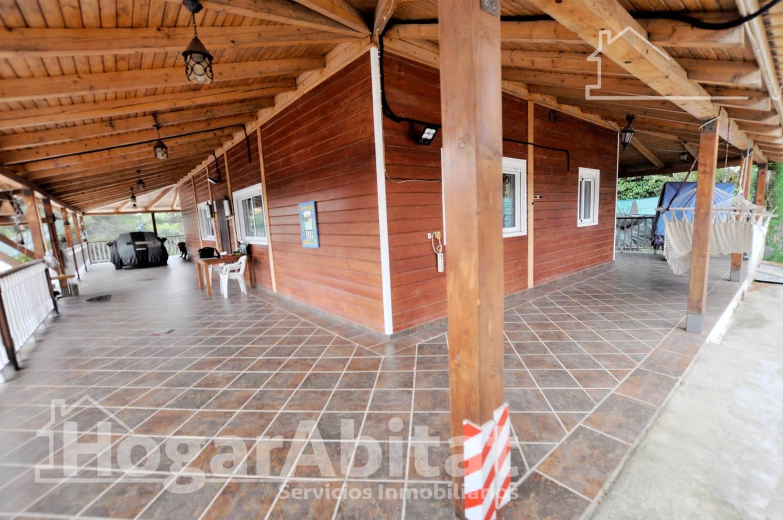 3 bedroom Villa for sale in Montserrat with garage - € 419,000 (Ref: 9843457)