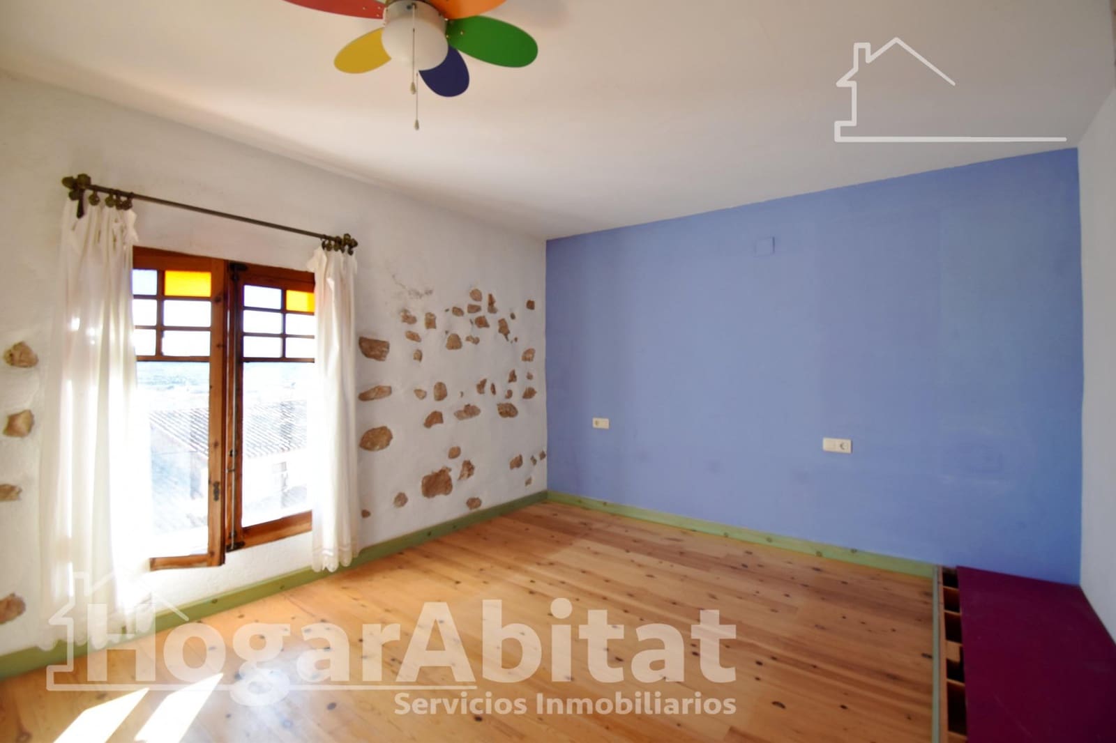 5 bedroom Townhouse for sale in Palma de Gandia - € 330,000 (Ref: 9843461)
