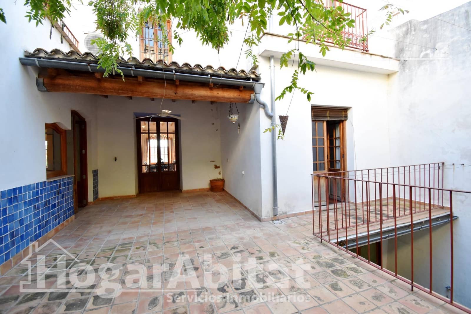5 bedroom Townhouse for sale in Palma de Gandia - € 330,000 (Ref: 9843461)