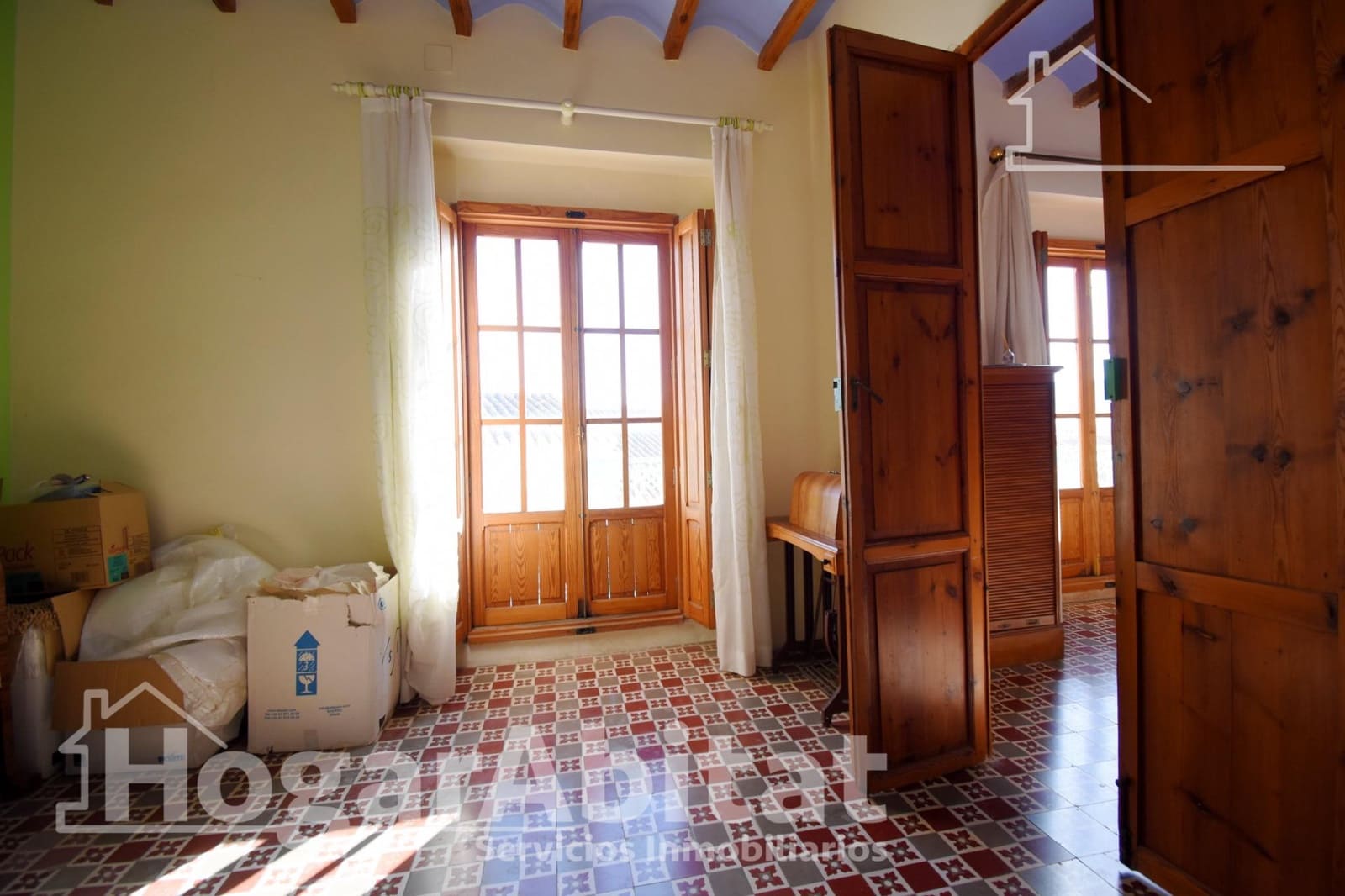 5 bedroom Townhouse for sale in Palma de Gandia - € 330,000 (Ref: 9843461)