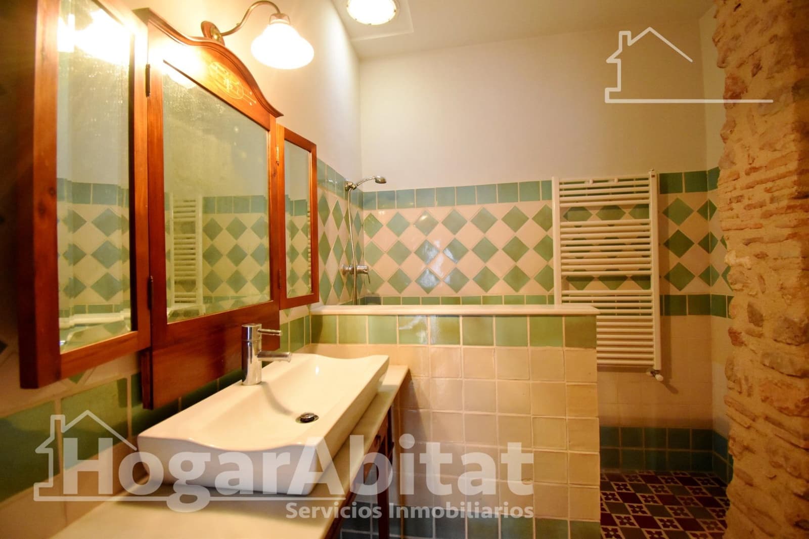 5 bedroom Townhouse for sale in Palma de Gandia - € 330,000 (Ref: 9843461)