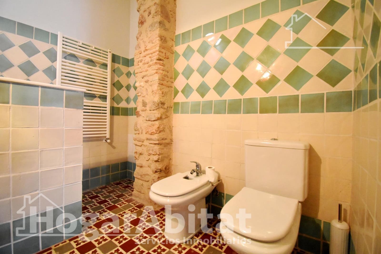 5 bedroom Townhouse for sale in Palma de Gandia - € 330,000 (Ref: 9843461)