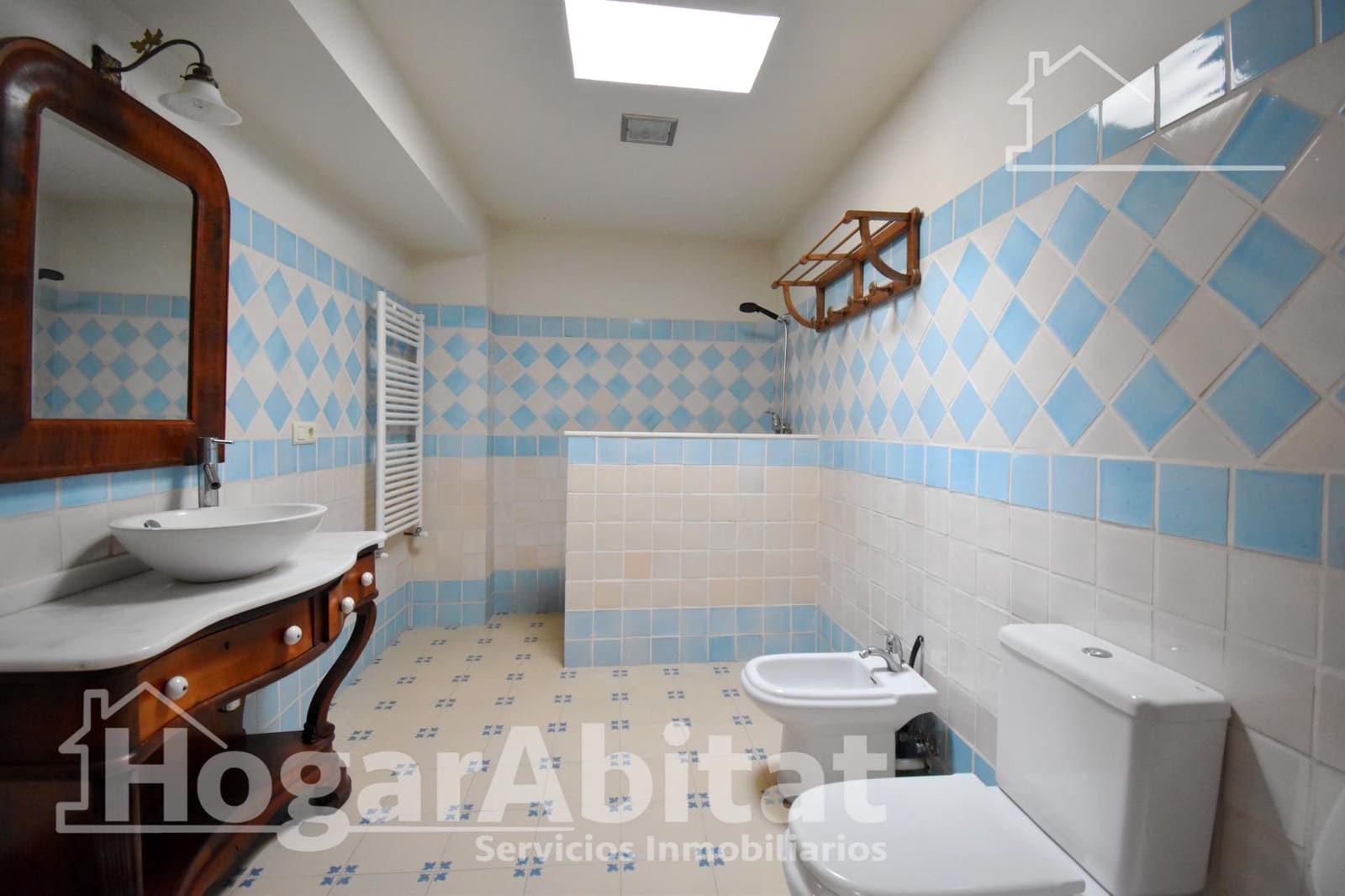 5 bedroom Townhouse for sale in Palma de Gandia - € 330,000 (Ref: 9843461)