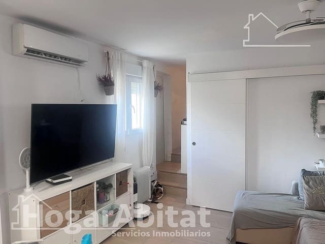 Adosado de 3 habitaciones en Llíria en venta con garaje - 165.000 € (Ref: 9846290)