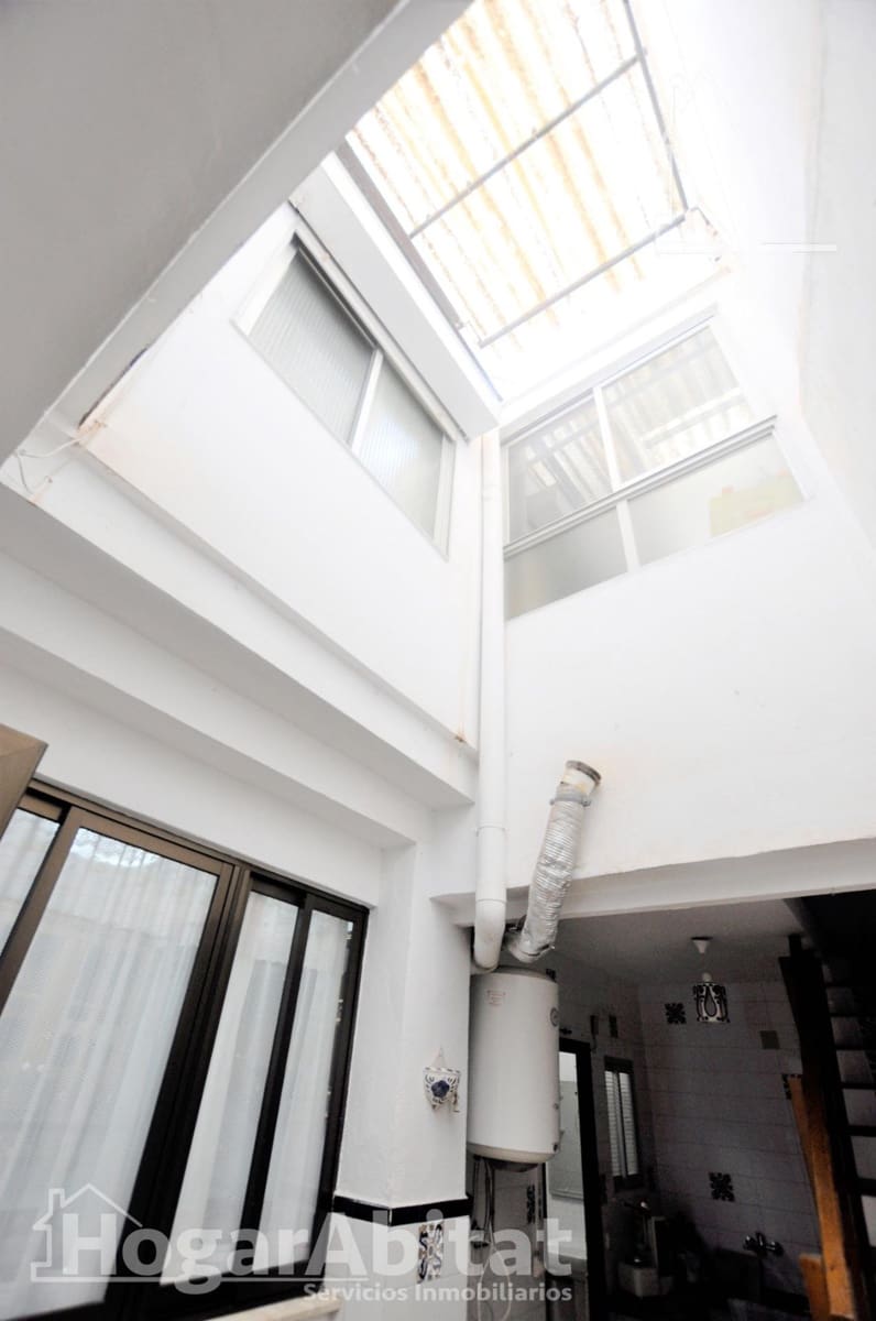 5 bedroom Townhouse for sale in Rafelbunyol with garage - € 225,000 (Ref: 9846296)