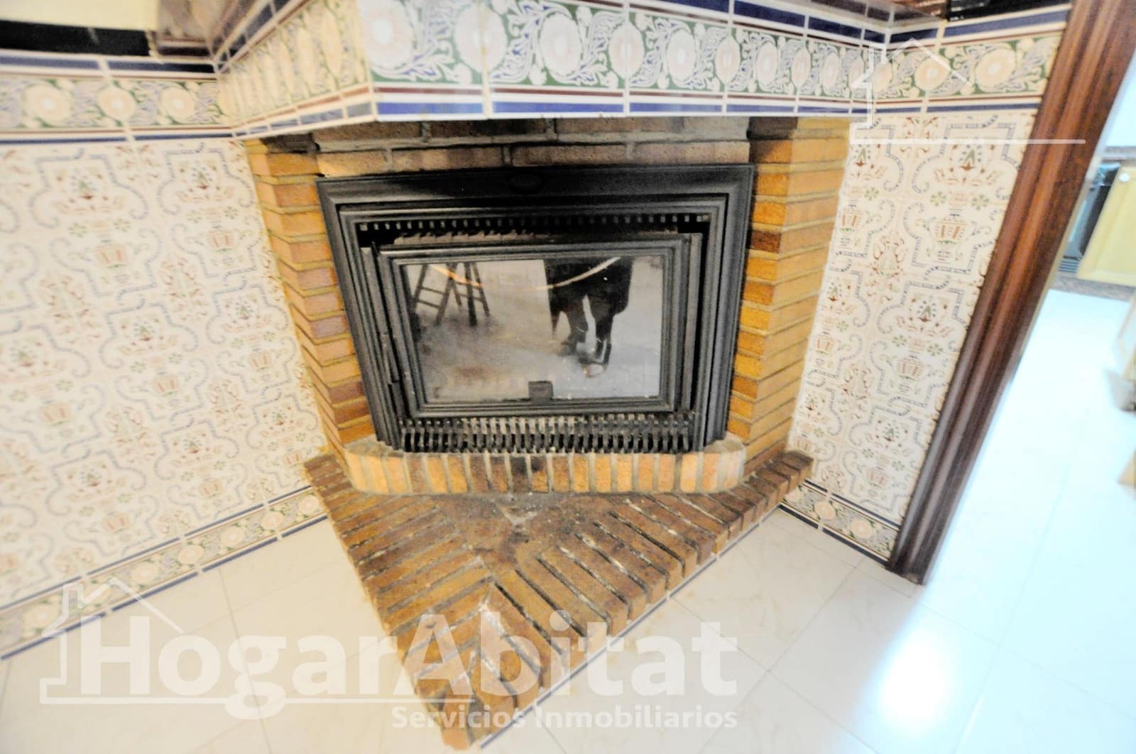 5 bedroom Townhouse for sale in Rafelbunyol with garage - € 225,000 (Ref: 9846296)