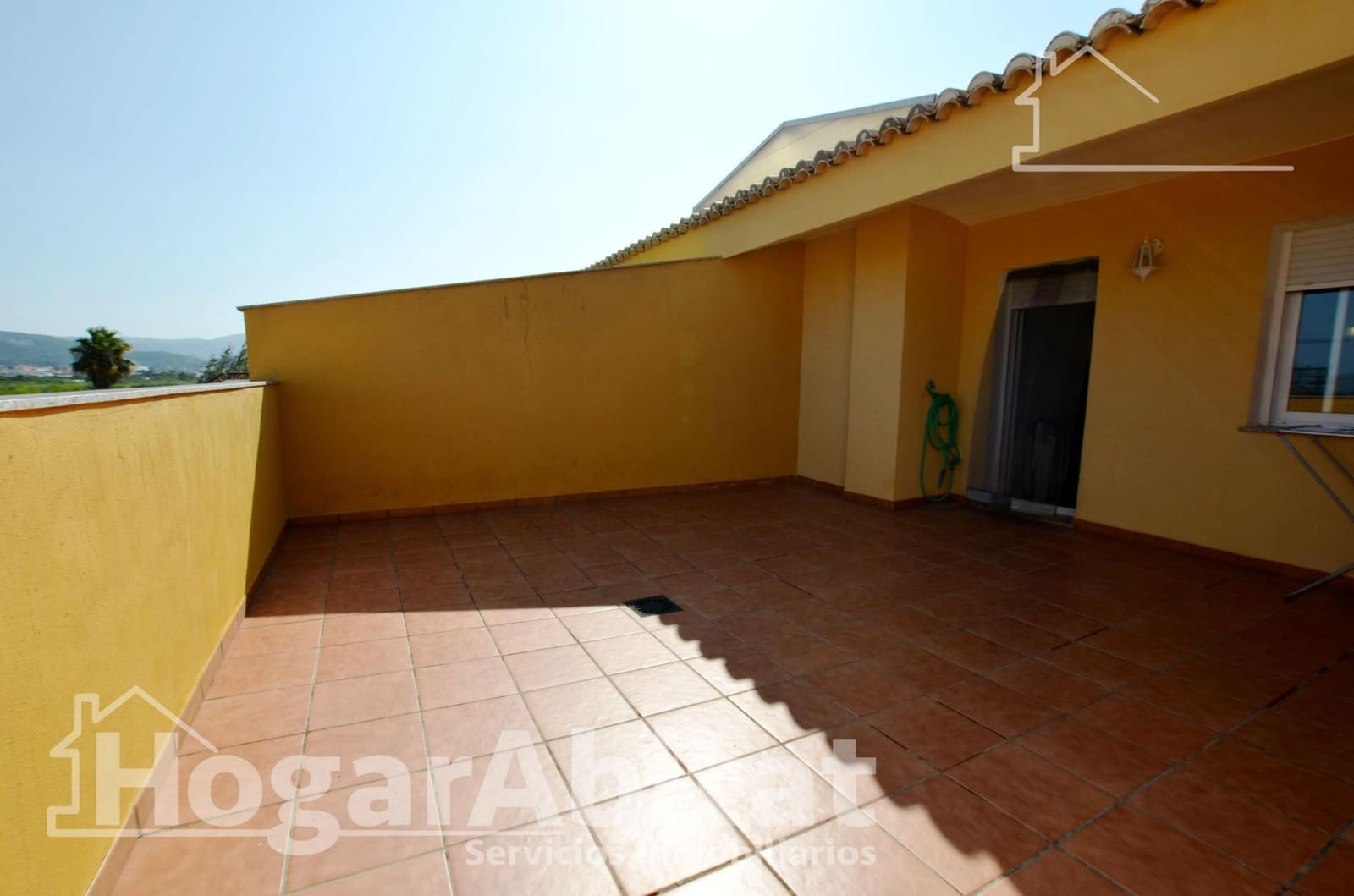 3 bedroom Penthouse for sale in Miramar with pool garage - € 289,000 (Ref: 9849427)
