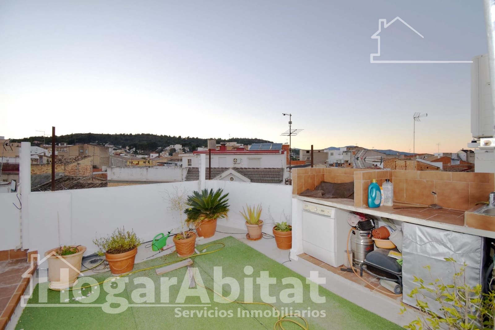 3 Zimmer Reihenhaus zu verkaufen in Chiva mit Garage - 299.999 € (Ref: 9849436)