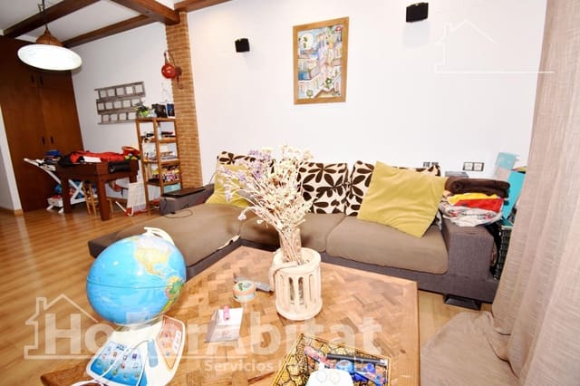 3 Zimmer Reihenhaus zu verkaufen in Chiva mit Garage - 299.999 € (Ref: 9849436)