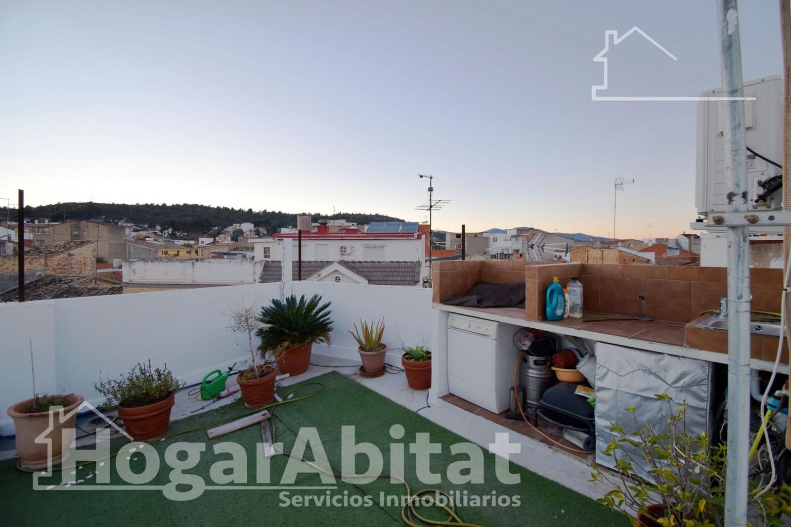 3 Zimmer Reihenhaus zu verkaufen in Chiva mit Garage - 299.999 € (Ref: 9849436)