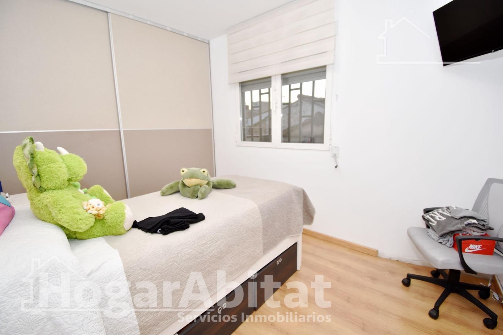 3 Zimmer Reihenhaus zu verkaufen in Chiva mit Garage - 299.999 € (Ref: 9849436)