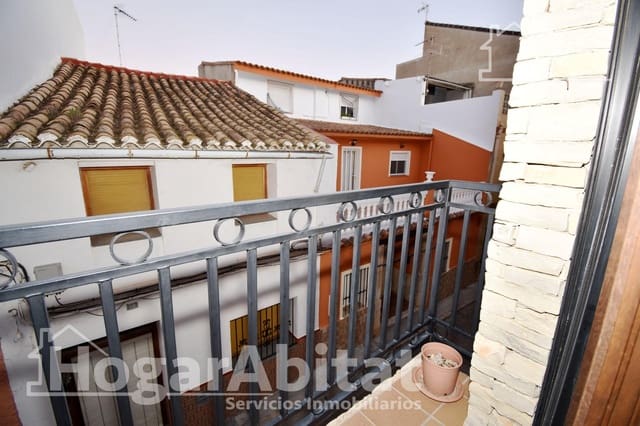 3 Zimmer Reihenhaus zu verkaufen in Chiva mit Garage - 299.999 € (Ref: 9849436)