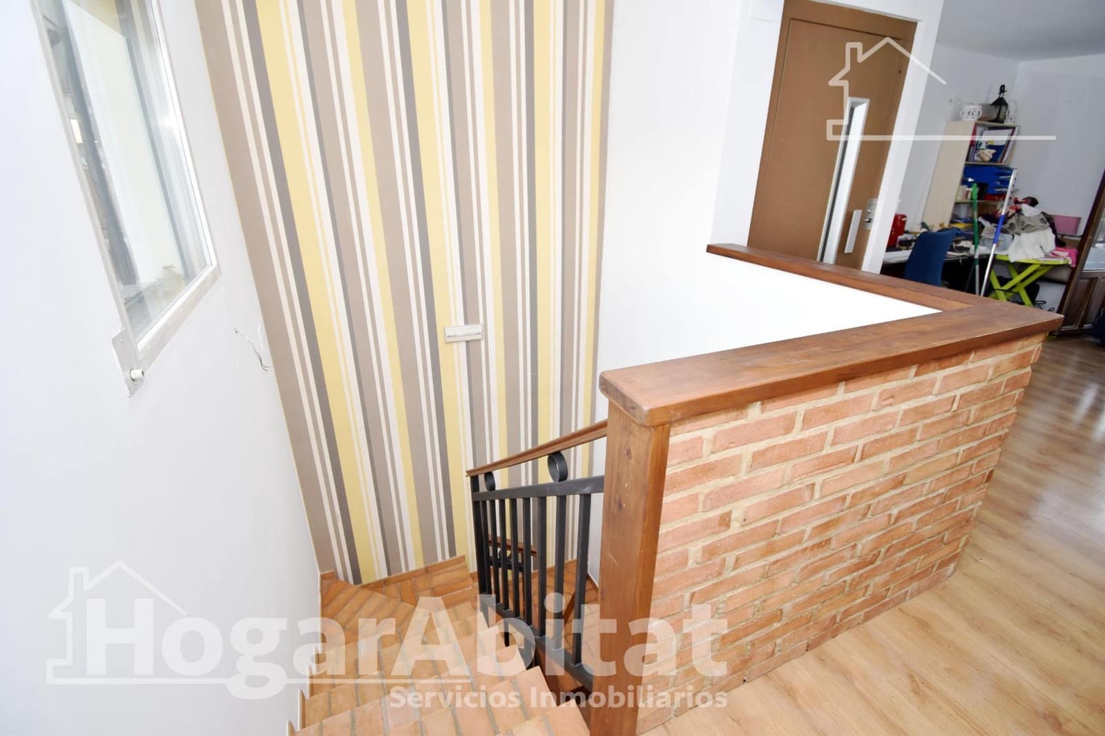 3 Zimmer Reihenhaus zu verkaufen in Chiva mit Garage - 299.999 € (Ref: 9849436)