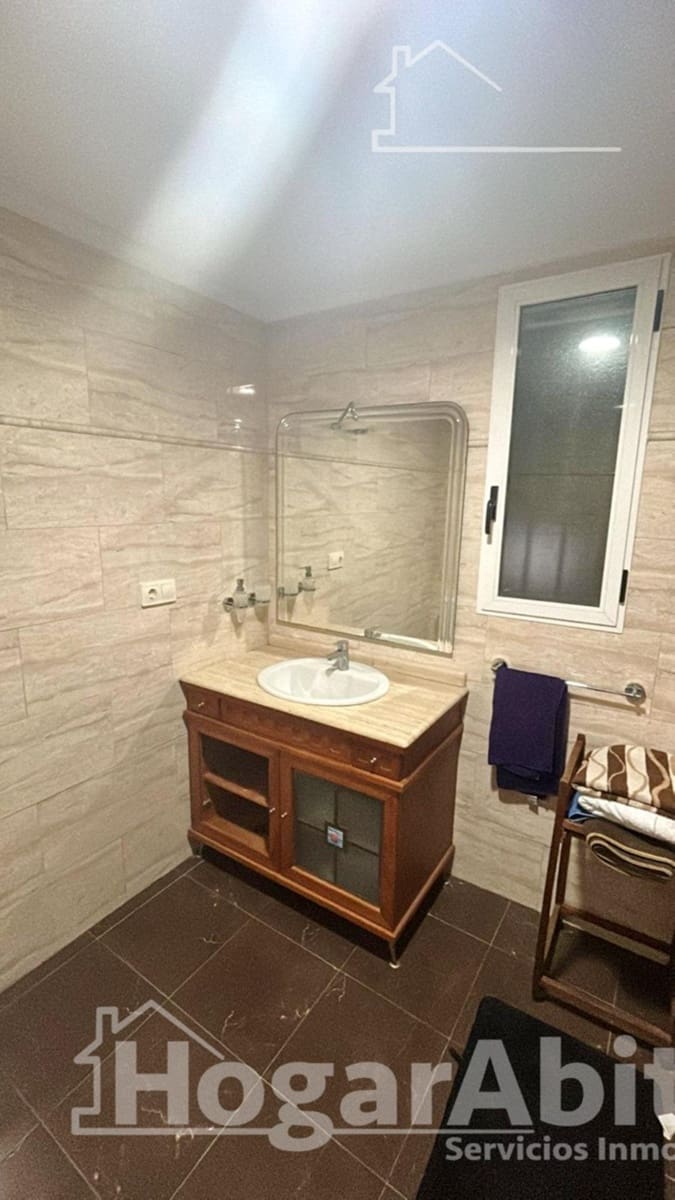 3 Zimmer Villa zu verkaufen in Chiva mit Pool Garage - 338.000 € (Ref: 9849437)