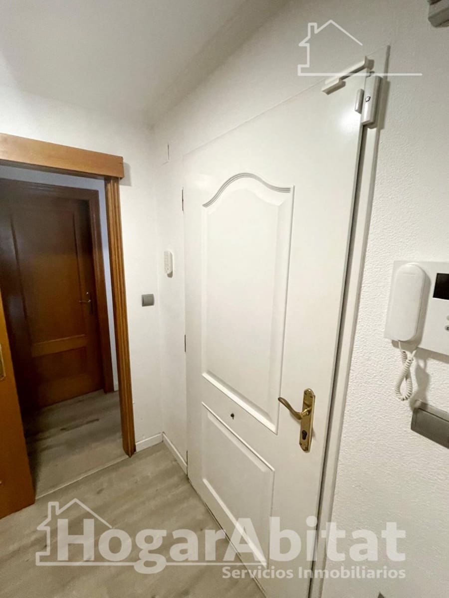 3 Zimmer Villa zu verkaufen in Chiva mit Pool Garage - 338.000 € (Ref: 9849437)