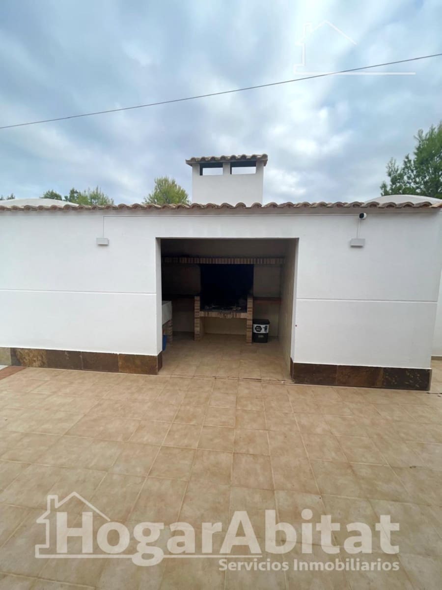 3 Zimmer Villa zu verkaufen in Chiva mit Pool Garage - 338.000 € (Ref: 9849437)