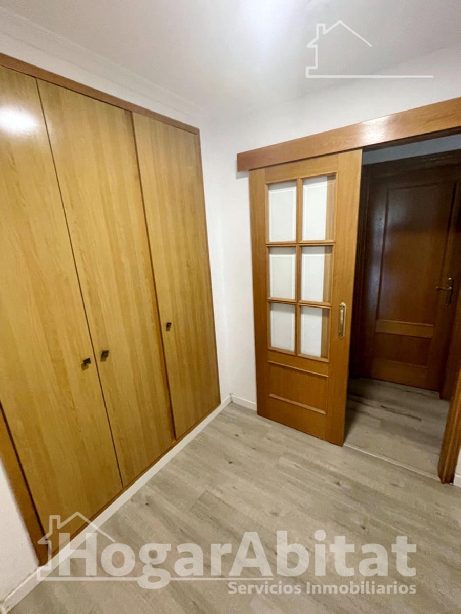 3 Zimmer Villa zu verkaufen in Chiva mit Pool Garage - 338.000 € (Ref: 9849437)