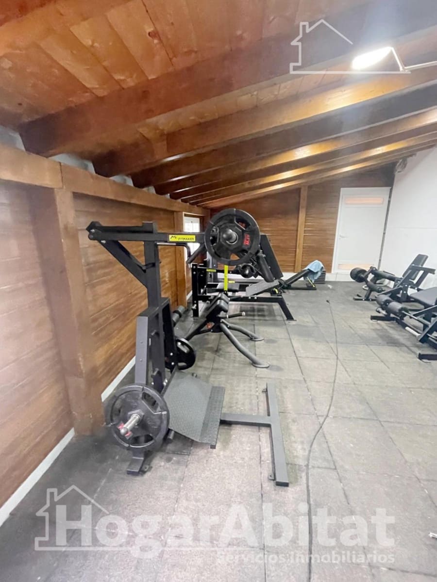 3 Zimmer Villa zu verkaufen in Chiva mit Pool Garage - 338.000 € (Ref: 9849437)