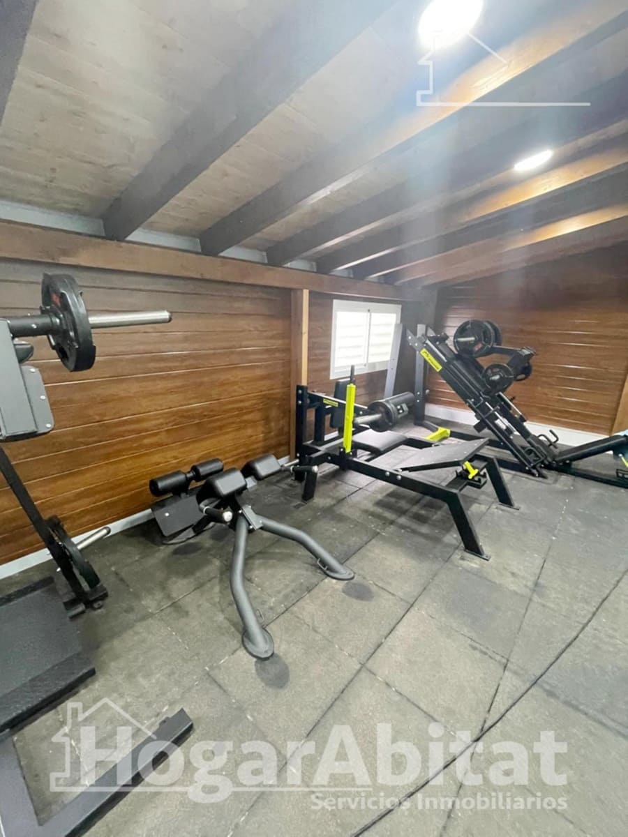 3 Zimmer Villa zu verkaufen in Chiva mit Pool Garage - 338.000 € (Ref: 9849437)