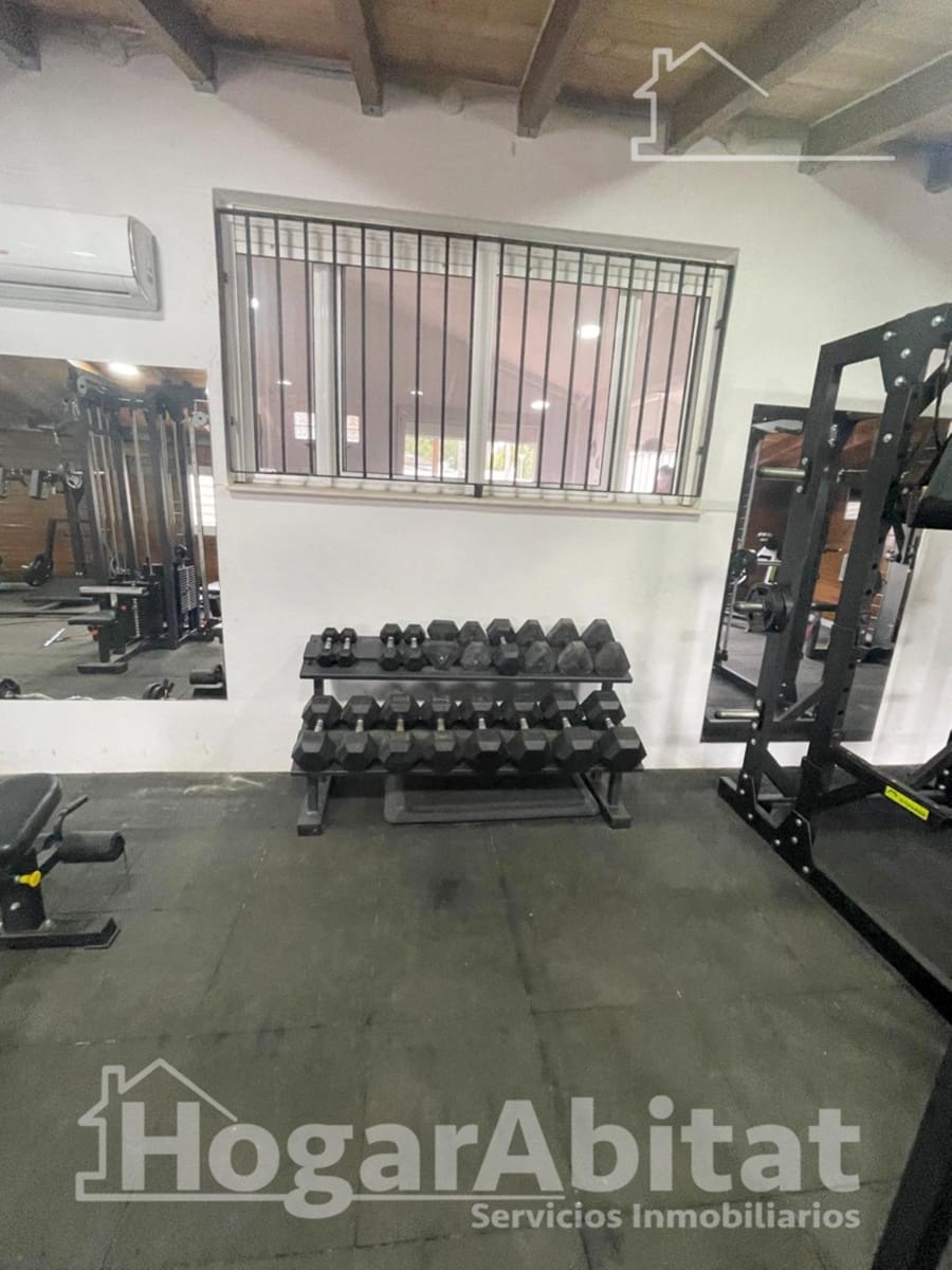 3 Zimmer Villa zu verkaufen in Chiva mit Pool Garage - 338.000 € (Ref: 9849437)