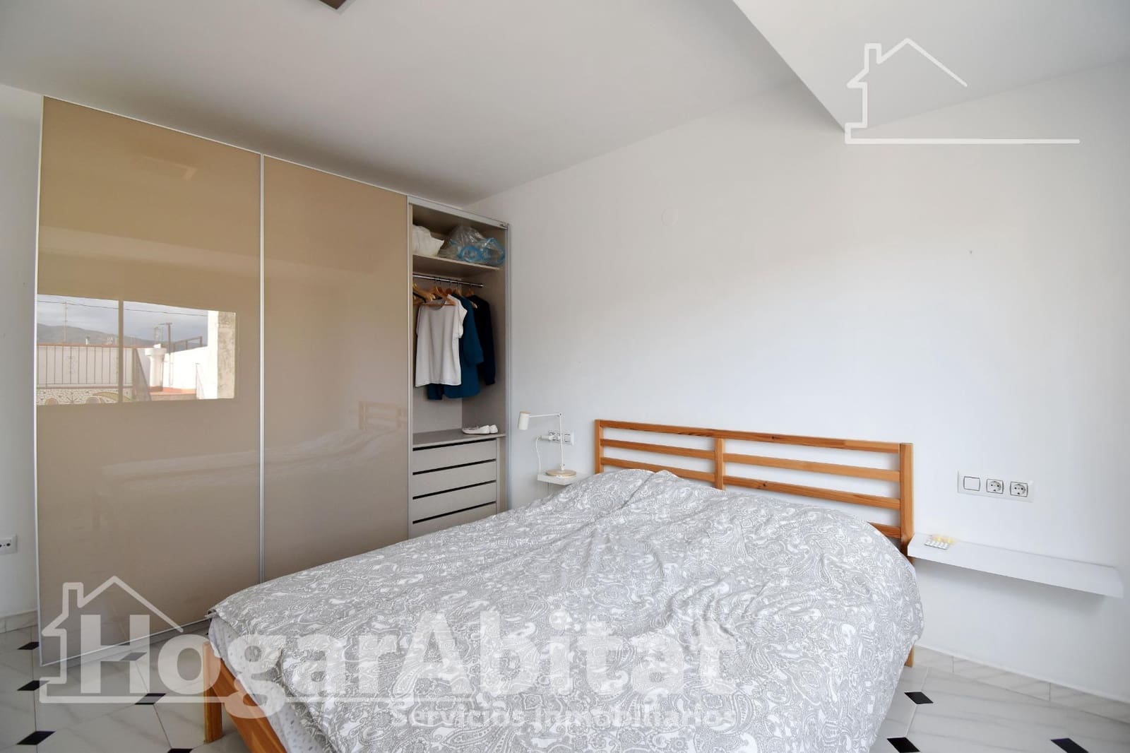 4 soveværelse Lejlighed til salg i Almoines - € 130.000 (Ref: 9849439)