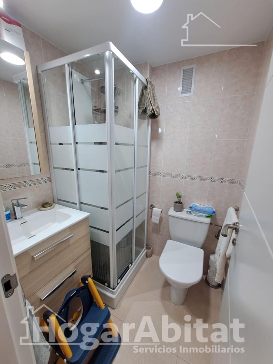 3 bedroom Flat for sale in Alaquas with pool garage - € 240,000 (Ref: 9849441)