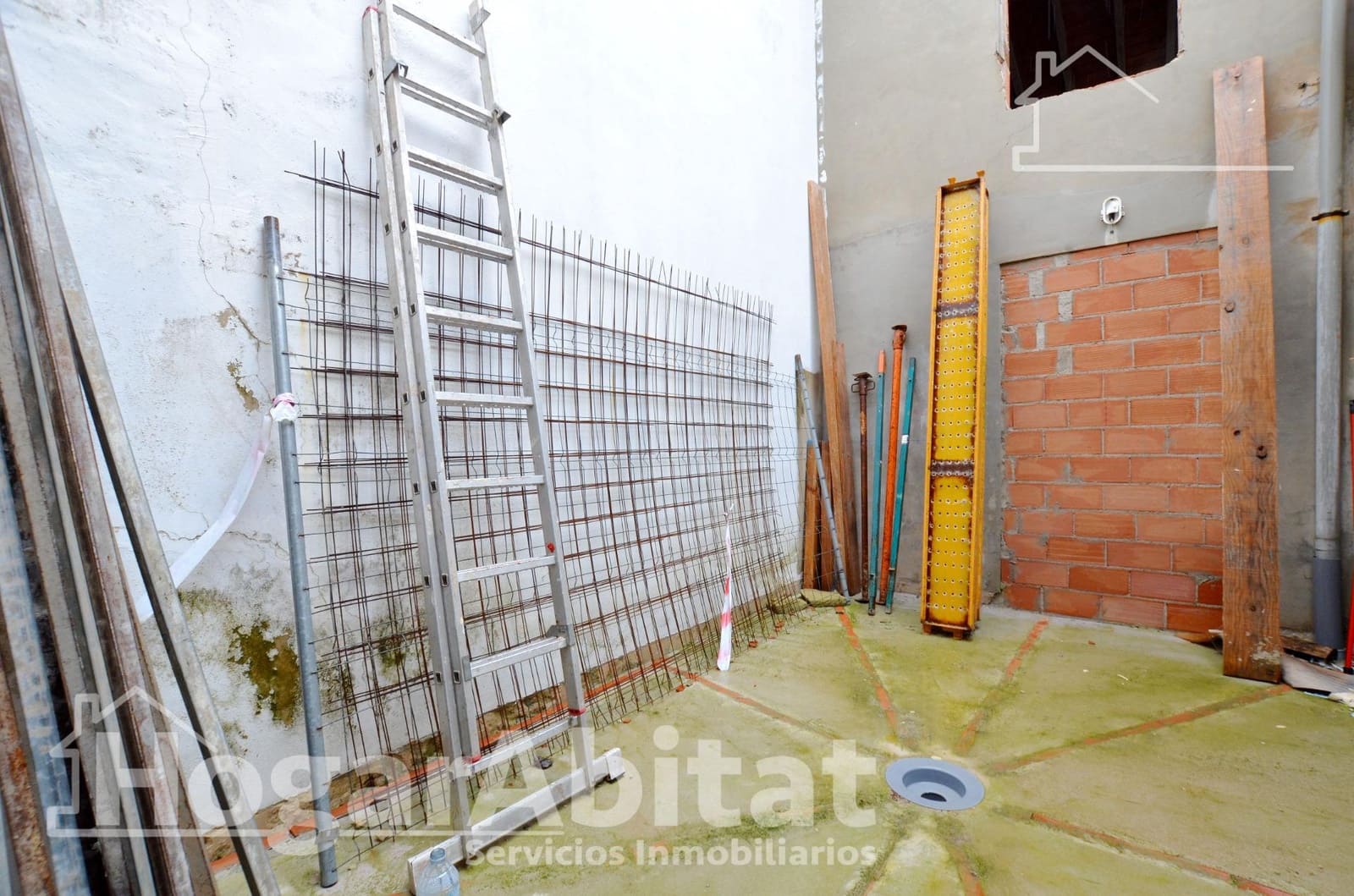 Townhouse for sale in Piles with garage - € 153,000 (Ref: 9849445)