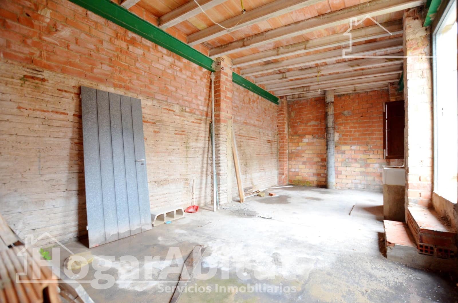 Townhouse for sale in Piles with garage - € 153,000 (Ref: 9849445)