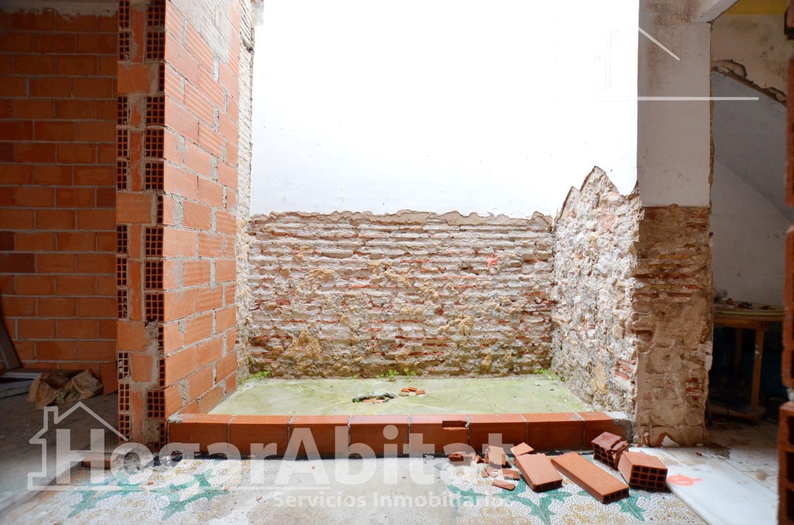 Townhouse for sale in Piles with garage - € 153,000 (Ref: 9849445)
