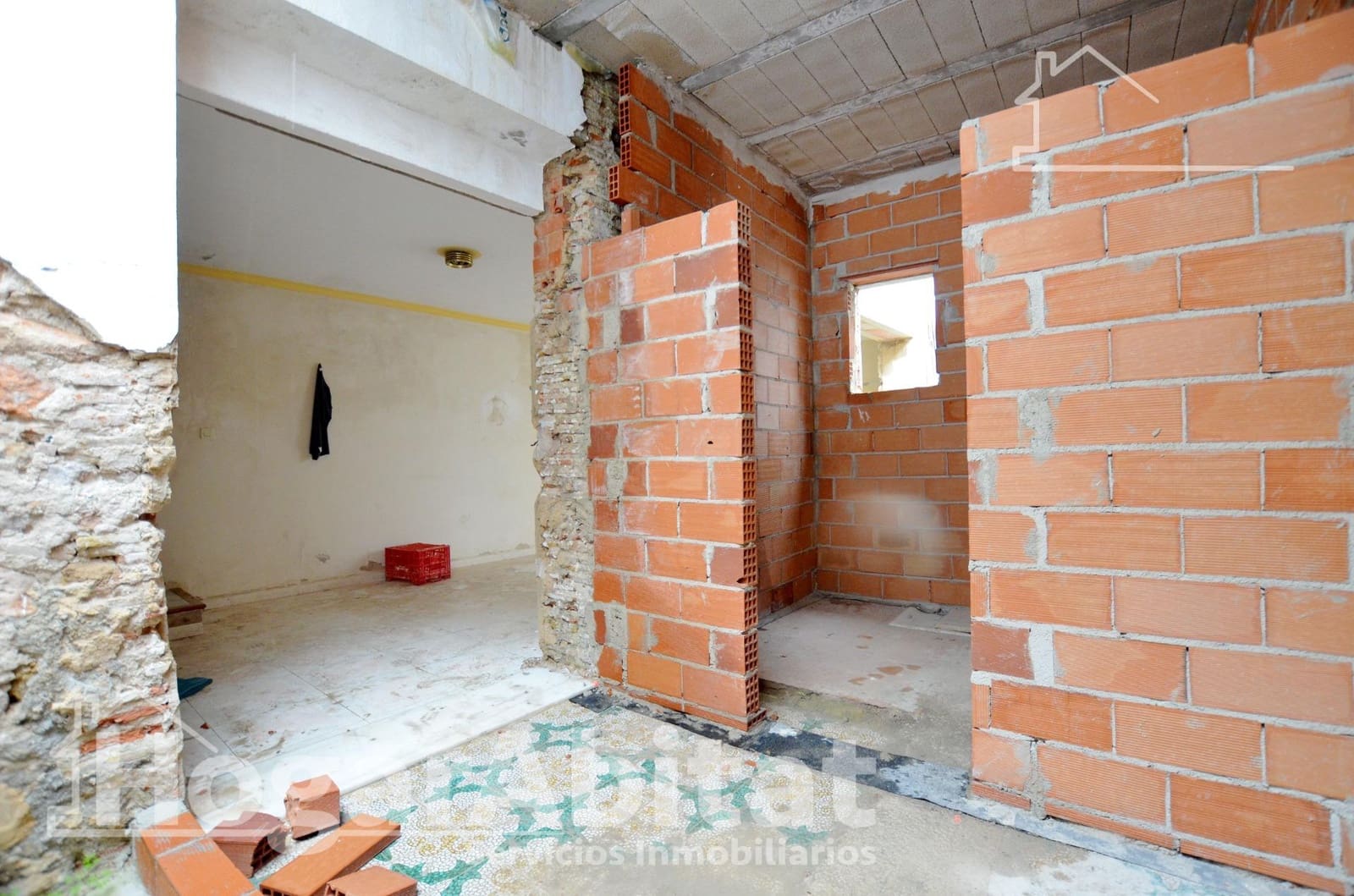 Townhouse for sale in Piles with garage - € 153,000 (Ref: 9849445)