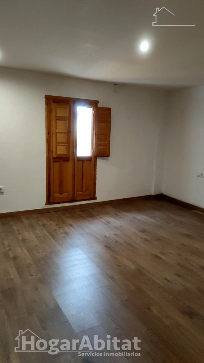 4 soverom Hus til salgs i Ontinyent - € 89 000 (Ref: 9849446)