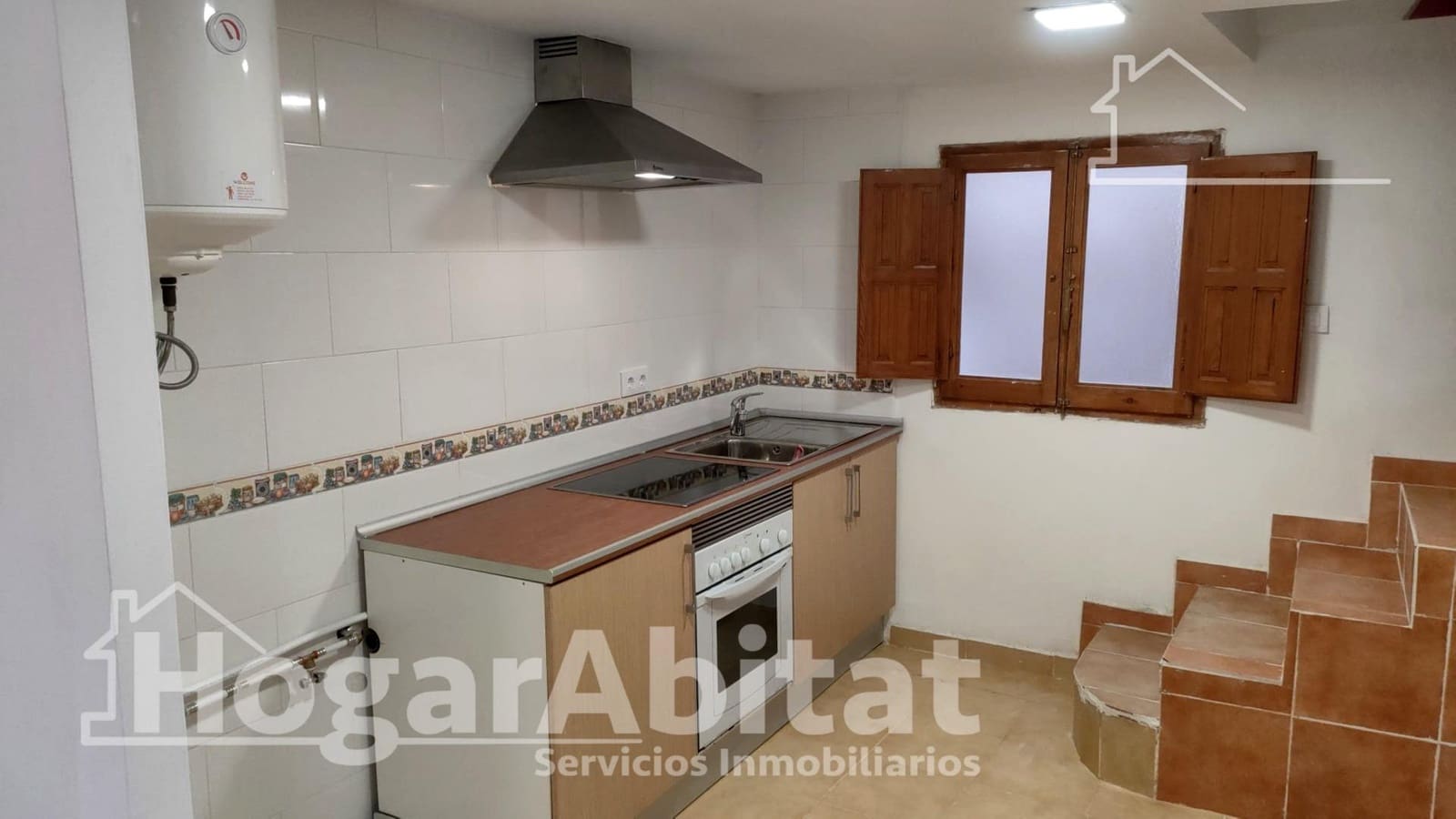 4 soverom Hus til salgs i Ontinyent - € 89 000 (Ref: 9849446)
