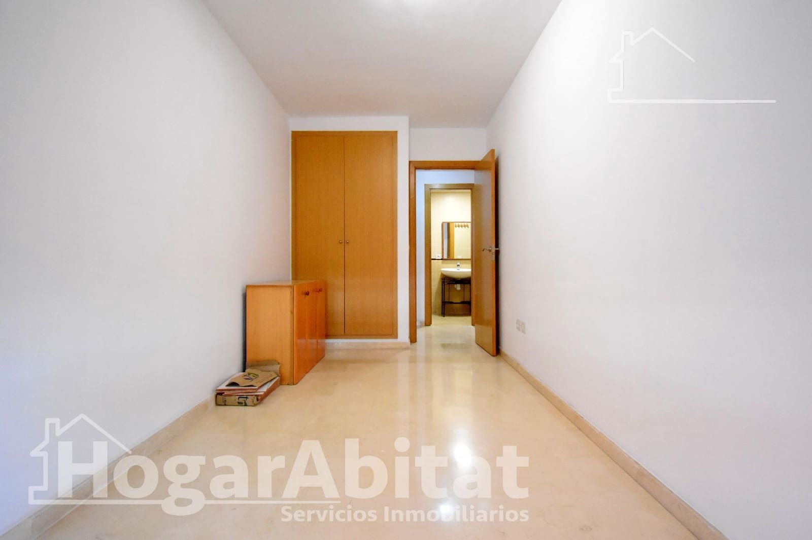 3 bedroom Flat for sale in Oliva - € 185,000 (Ref: 9851808)