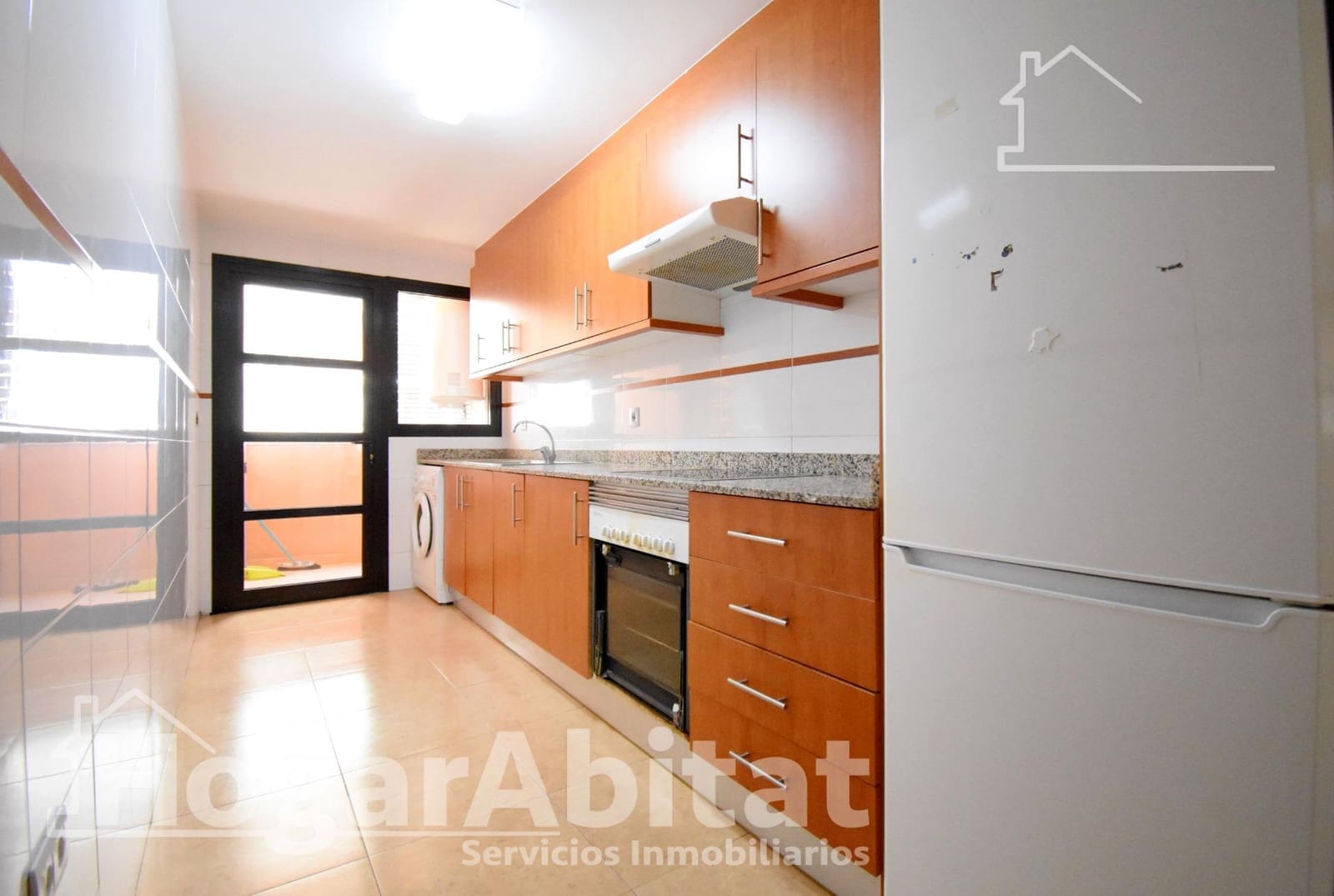 3 bedroom Flat for sale in Oliva - € 185,000 (Ref: 9851808)