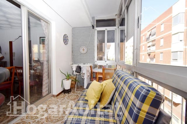 4 makuuhuone Asunto myytävänä paikassa Torrent - 189 000 € (Ref: 9851812)
