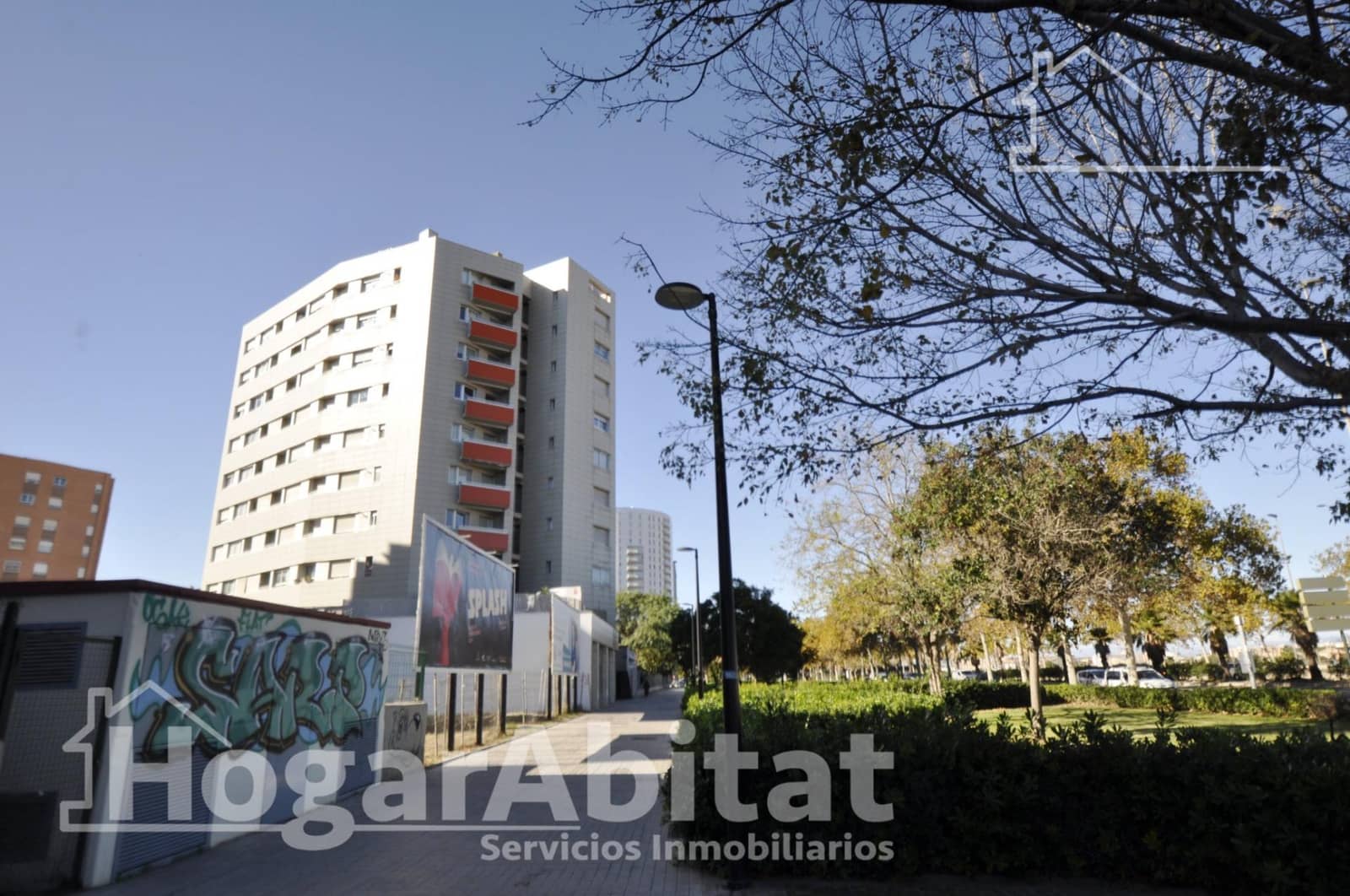 Leilighet til salgs i Valencia by med svømmebasseng - € 230 000 (Ref: 9851813)
