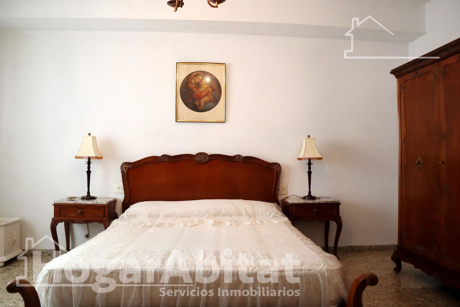 4 bedroom Flat for sale in Oliva - € 120,000 (Ref: 9851823)