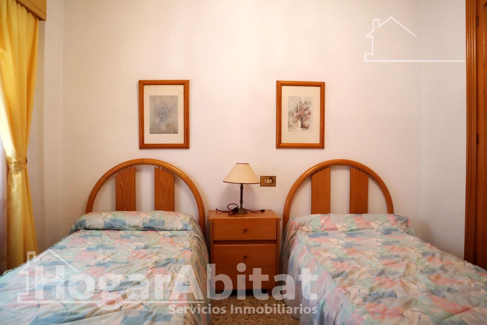 4 bedroom Flat for sale in Oliva - € 120,000 (Ref: 9851823)