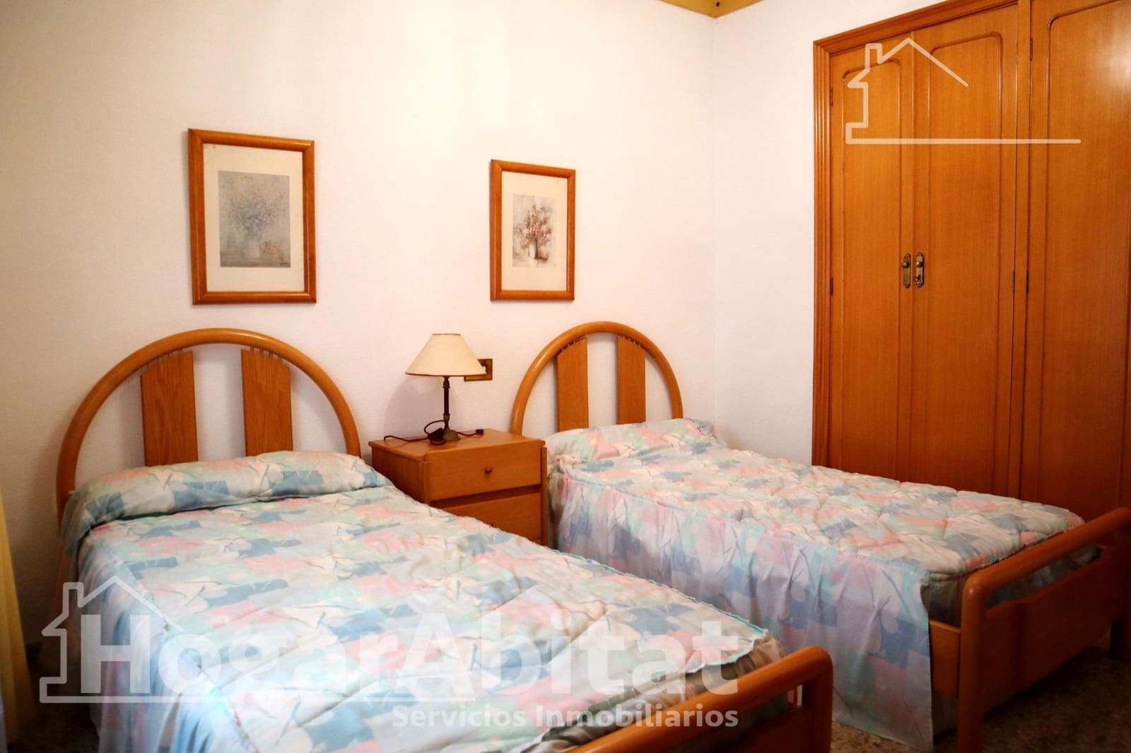 4 bedroom Flat for sale in Oliva - € 120,000 (Ref: 9851823)