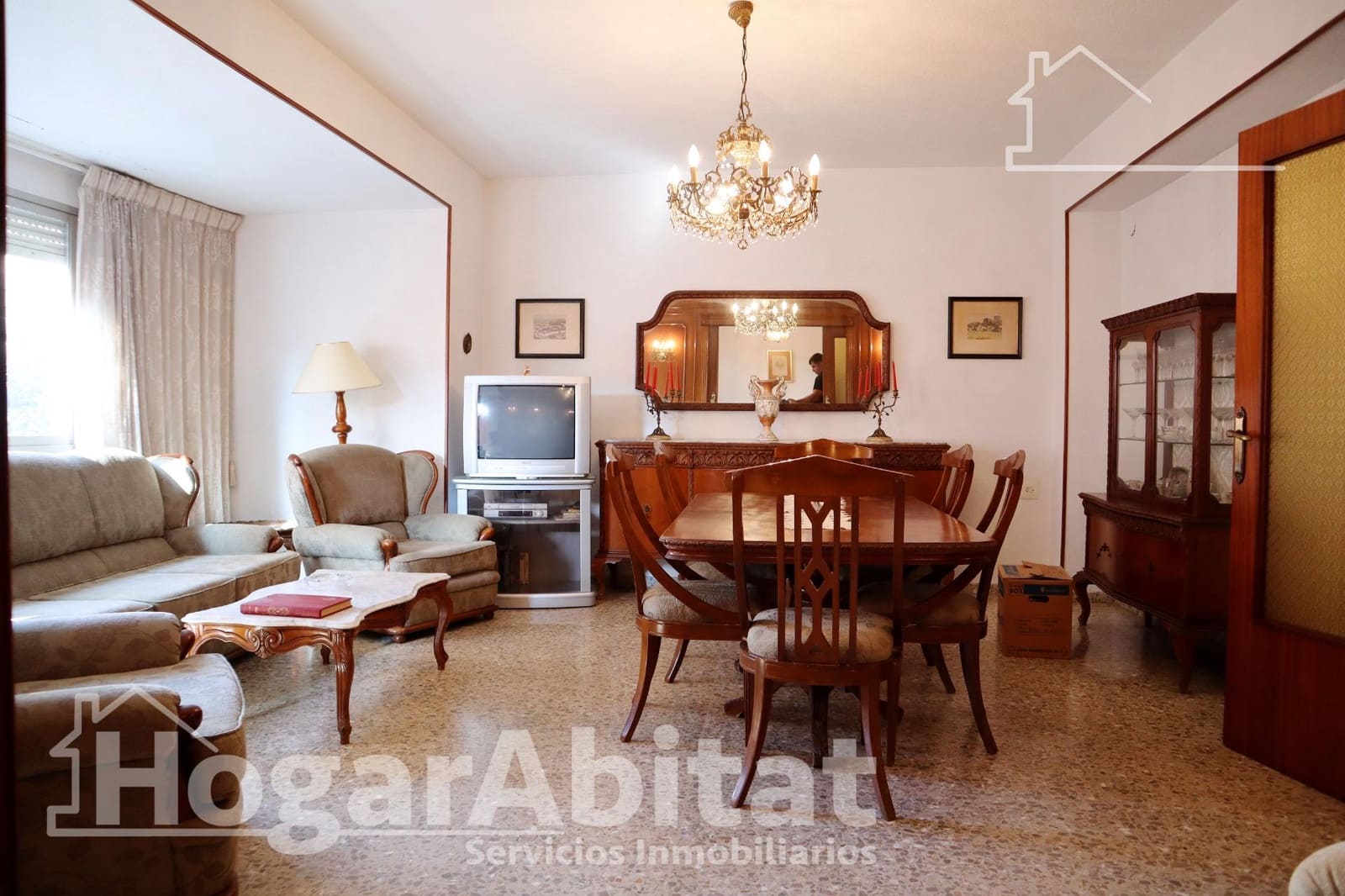 4 bedroom Flat for sale in Oliva - € 120,000 (Ref: 9851823)