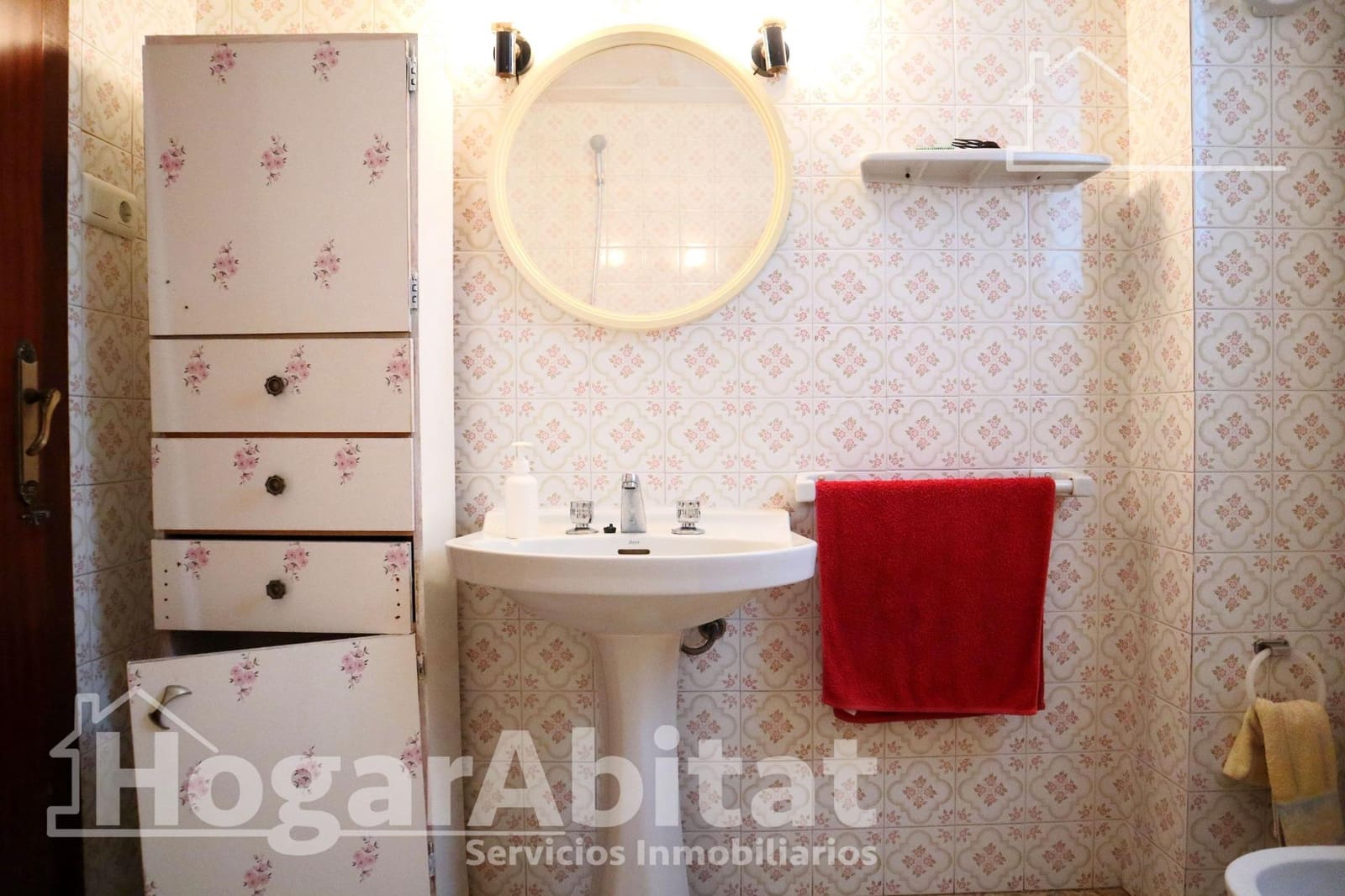 4 bedroom Flat for sale in Oliva - € 120,000 (Ref: 9851823)