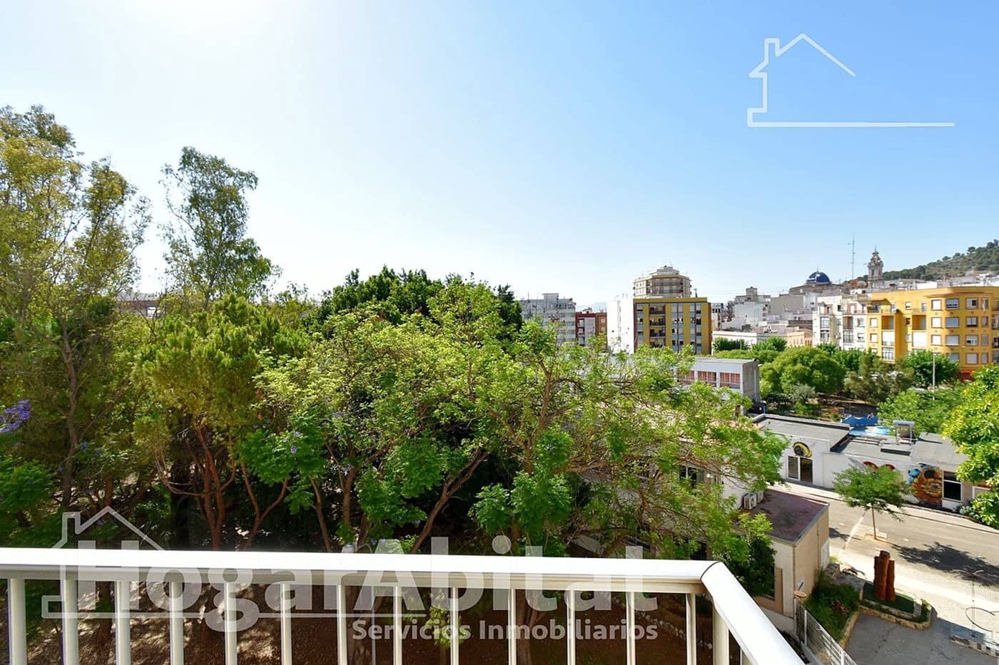 4 bedroom Flat for sale in Oliva - € 140,000 (Ref: 9851824)